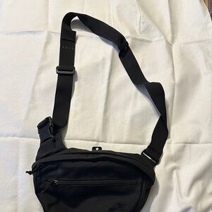 Sleek Black Men's Belt Bag